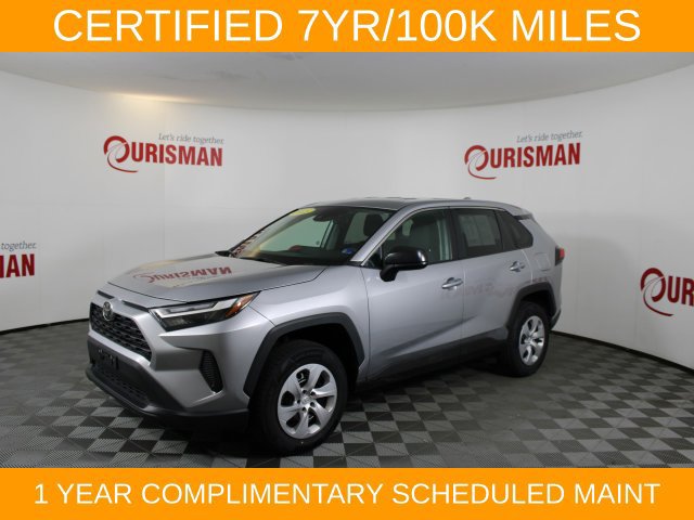 Used 2025 Toyota RAV4 LE FWD image 3