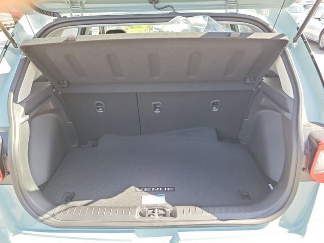 New 2026 Hyundai Venue SEL FWD image 25