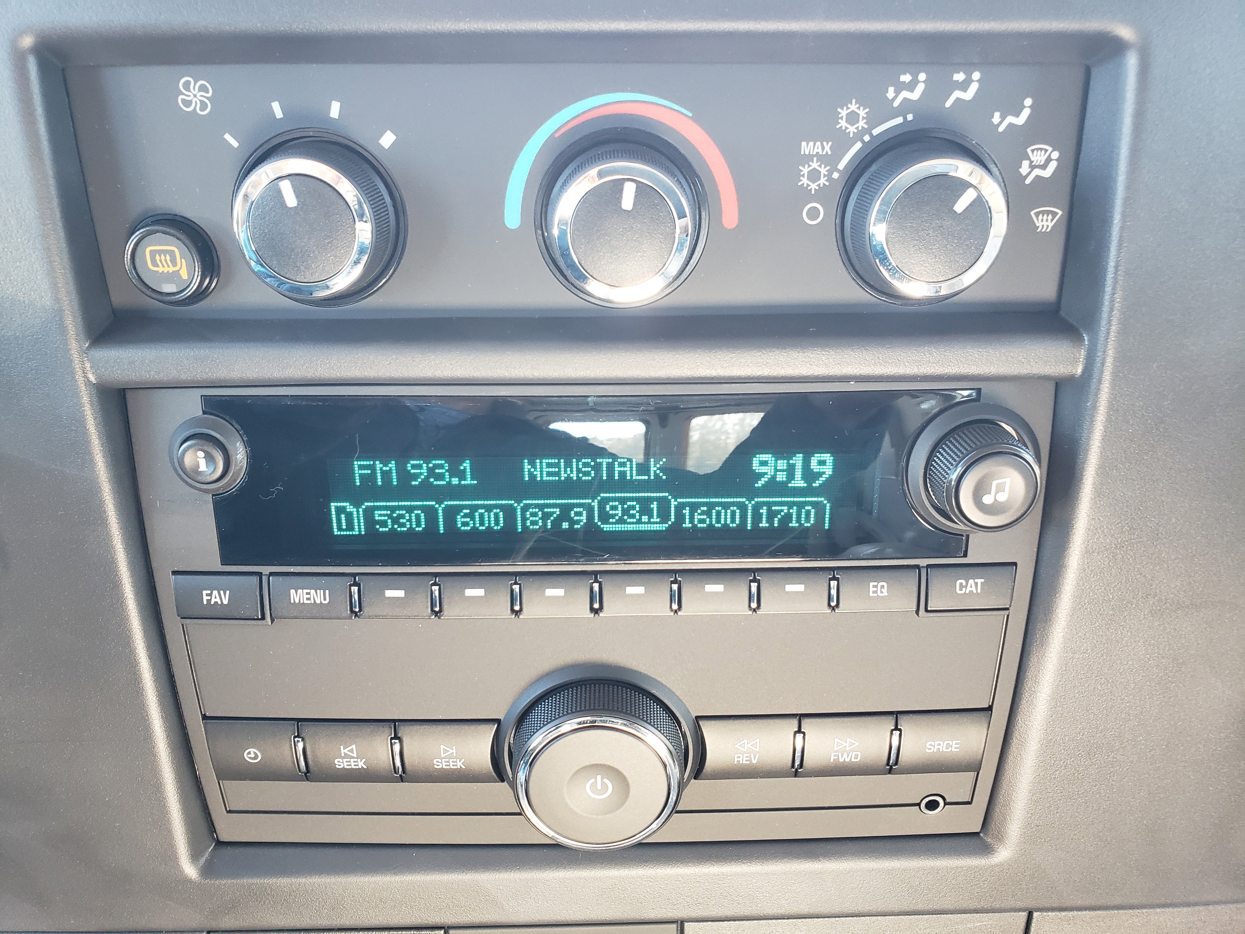 New 2025 Chevrolet Express 2500 w/ Driver Convenience Package image 26