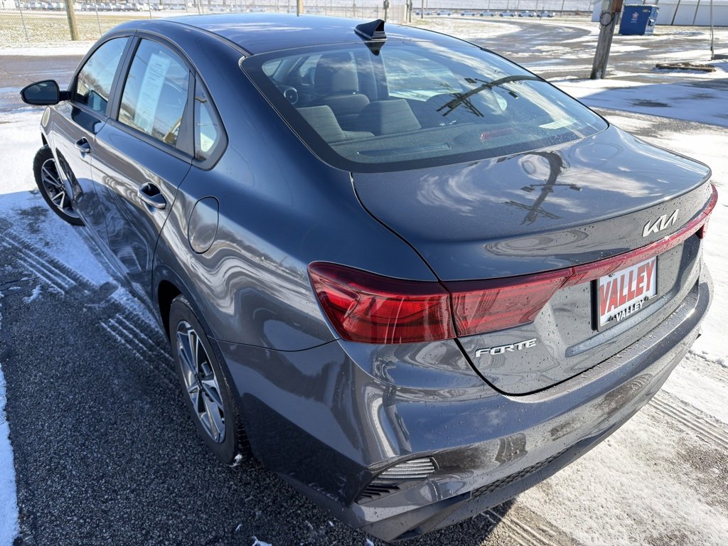 Used 2023 Kia Forte LXS w/ LXS Technology Package image 8