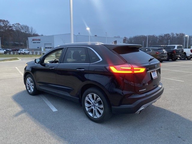Used 2019 Ford Edge Titanium image 4