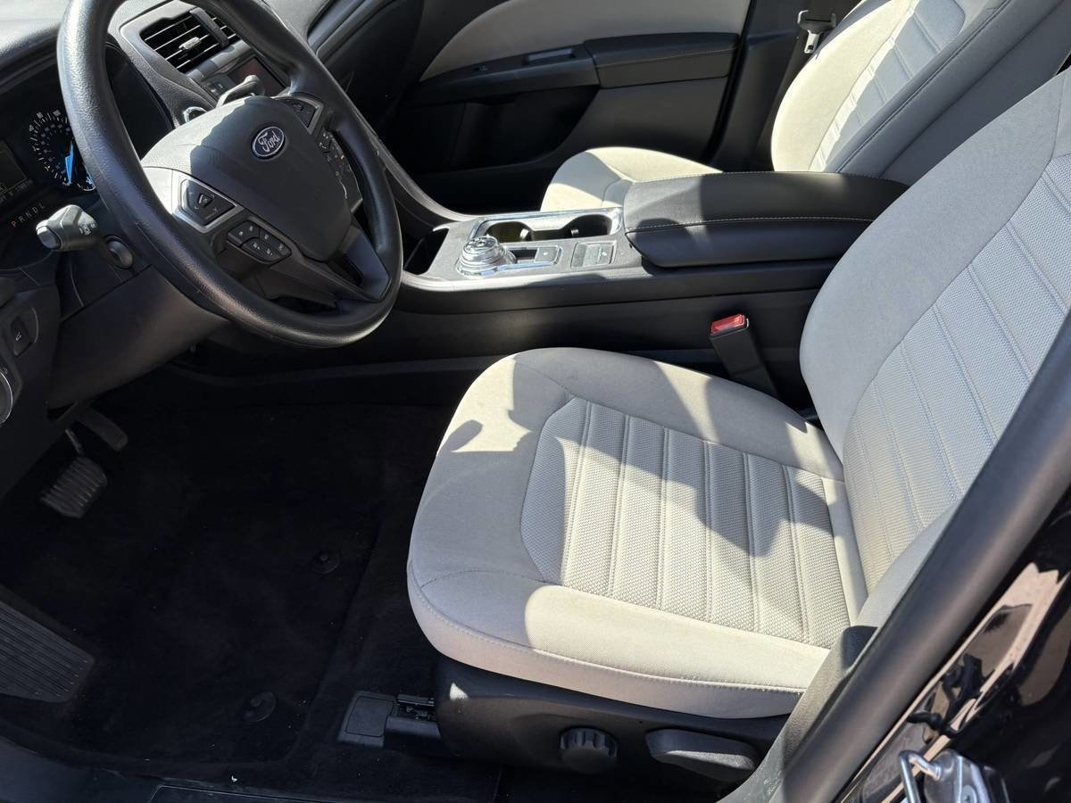 Used 2020 Ford Fusion S image 11