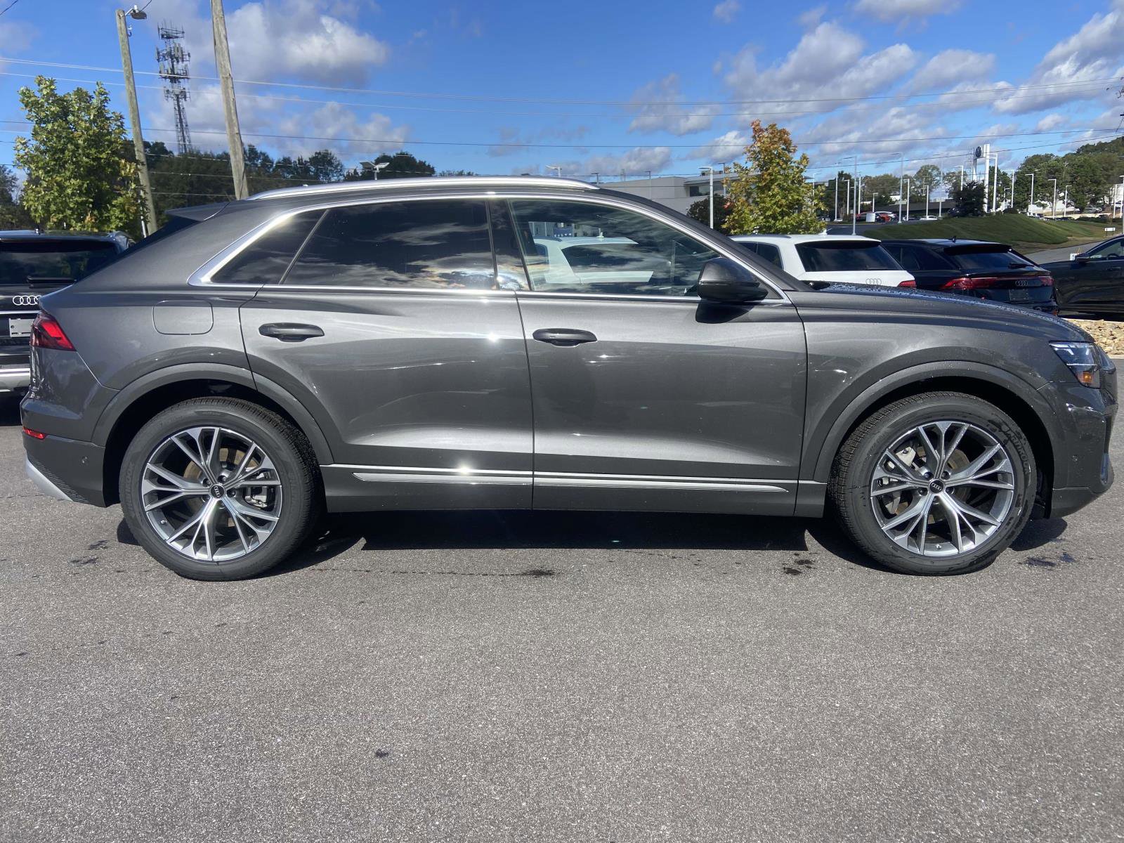 New 2026 Audi Q8 Prestige image 10