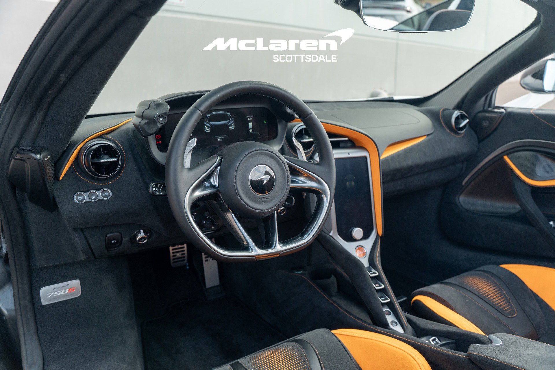 Used 2026 McLaren 750S Spider RWD image 13