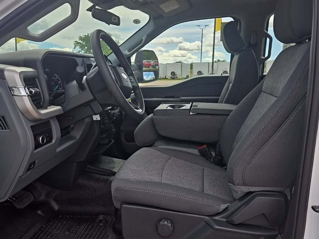 New 2026 Ford F350 XL w/ XL Driver Assist Package AWD/4WD image 14