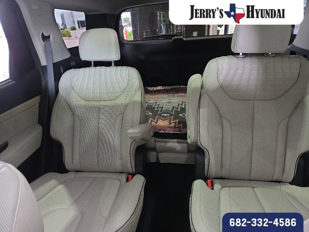 Used 2024 Hyundai Palisade Limited AWD/4WD image 15