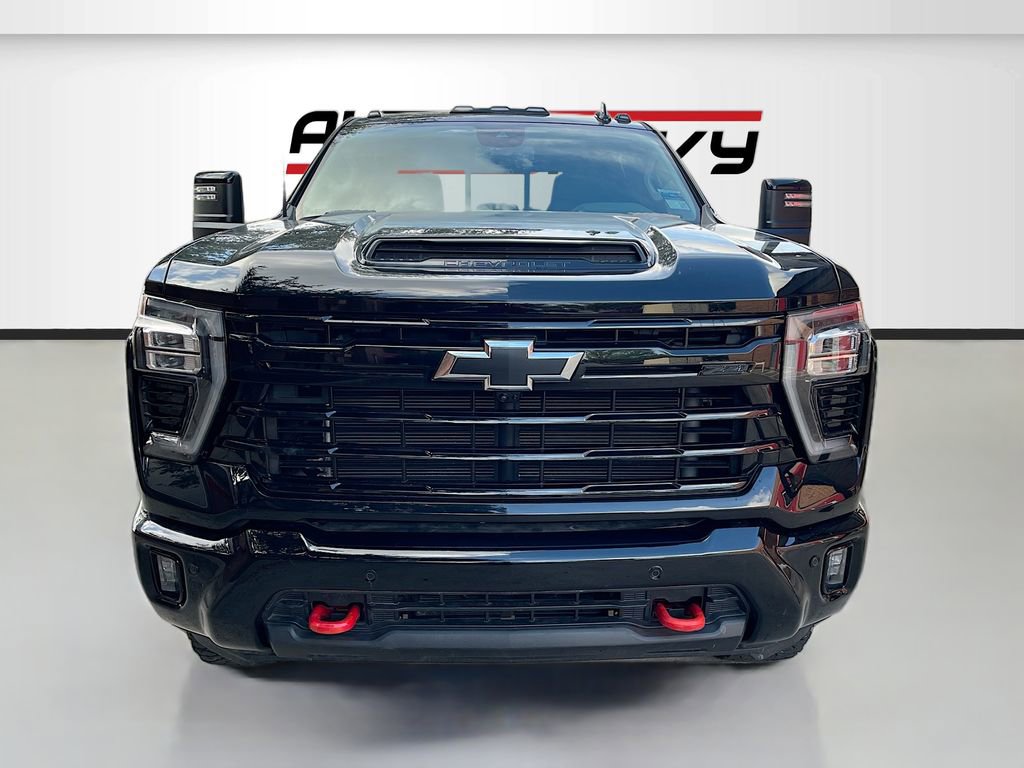 Used 2025 Chevrolet Silverado 2500 LTZ w/ Trail Boss Package image 2