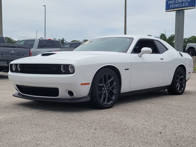 Used 2023 Dodge Challenger R/T w/ Blacktop Package RWD image 31