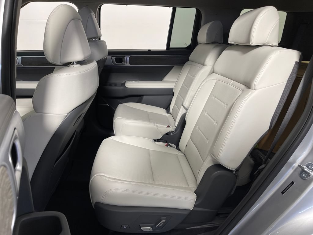 New 2026 Hyundai Santa Fe Limited AWD/4WD image 13