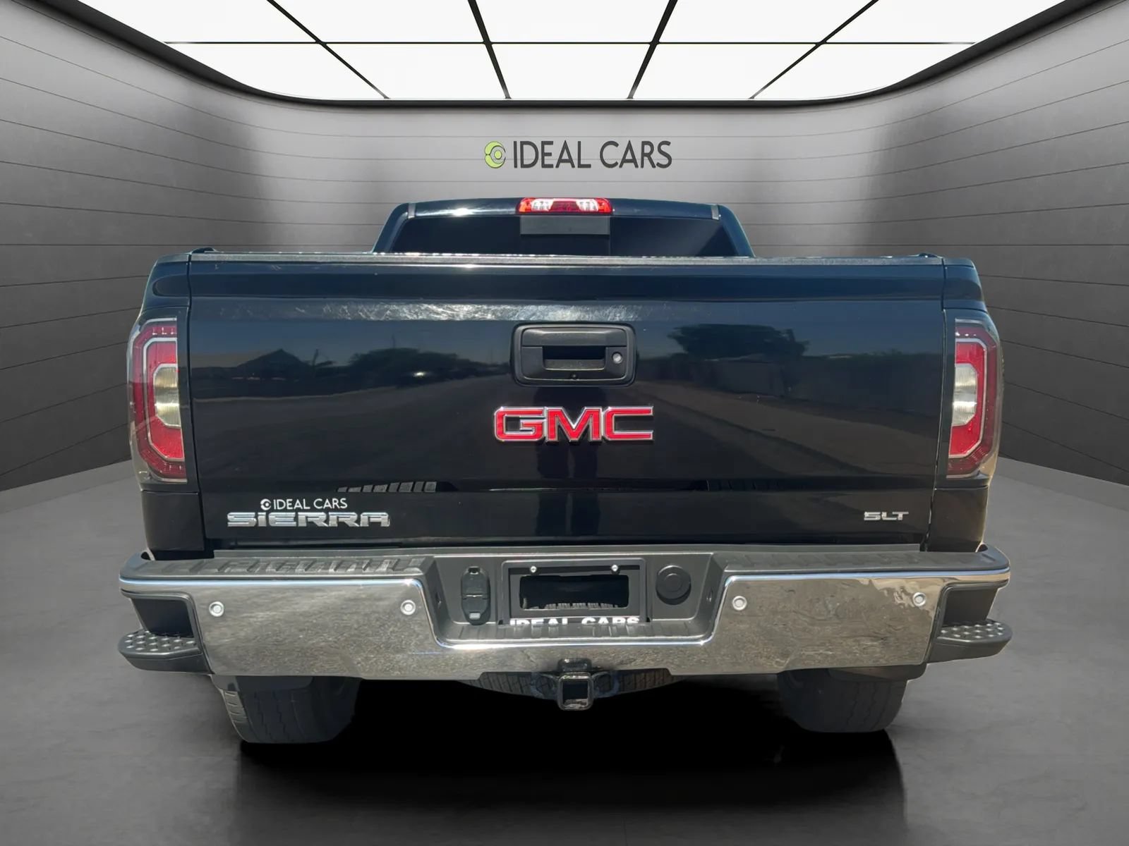 Used 2017 GMC Sierra 1500 SLT w/ SLT Premium Package AWD/4WD image 6