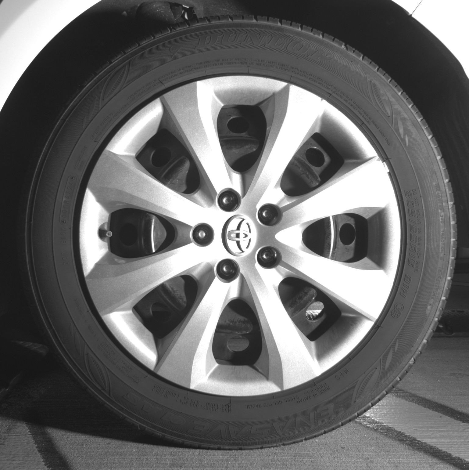 Used 2025 Toyota Corolla LE FWD image 14