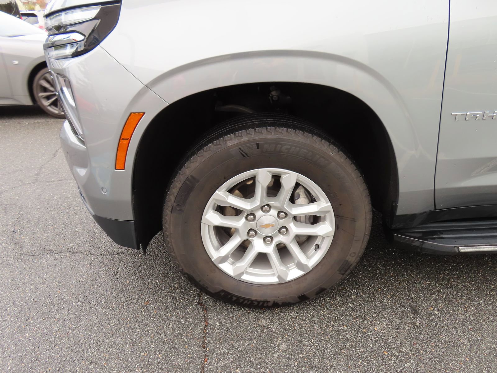 Used 2025 Chevrolet Tahoe LT image 12