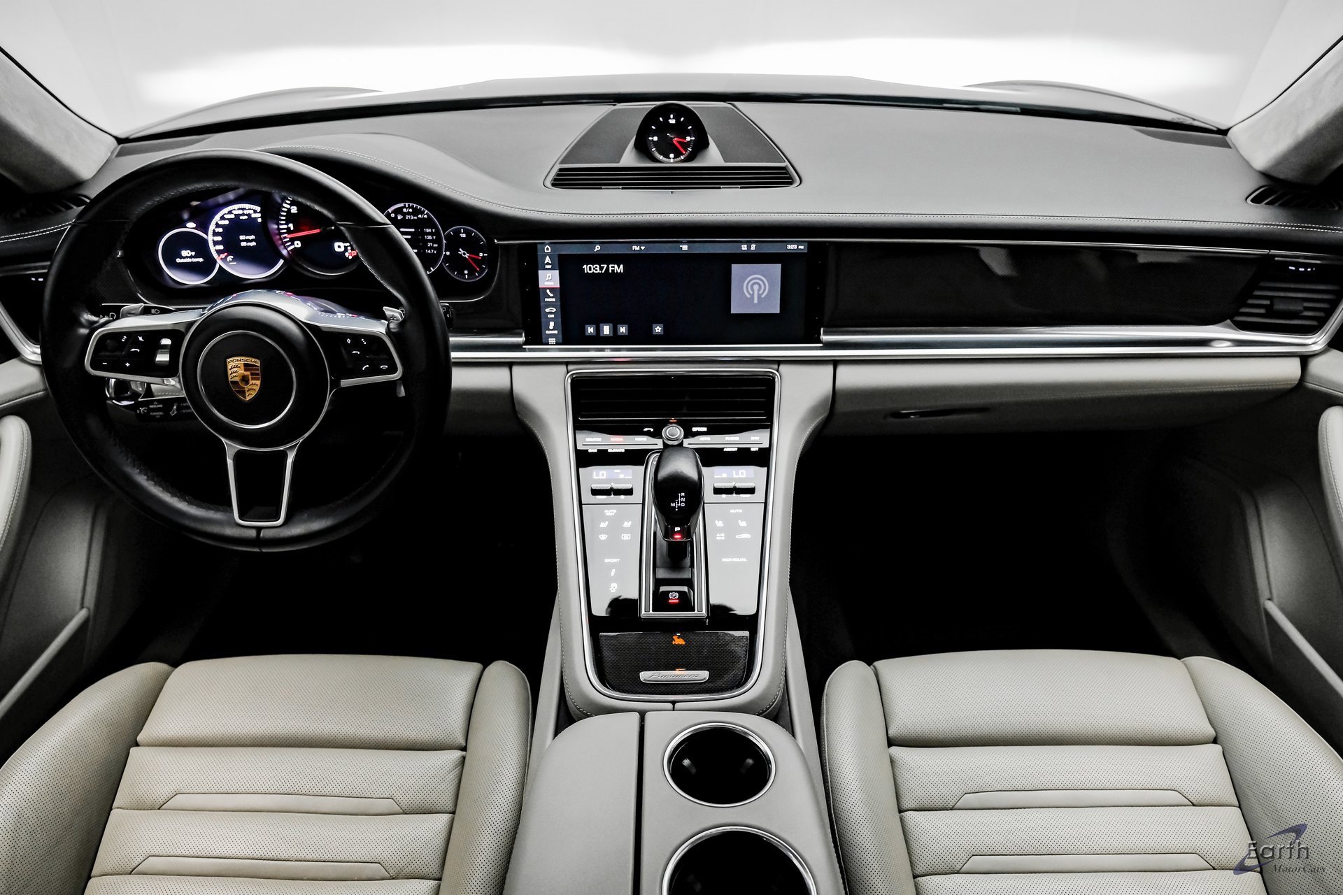 Used 2018 Porsche Panamera Turbo Sport Turismo image 30