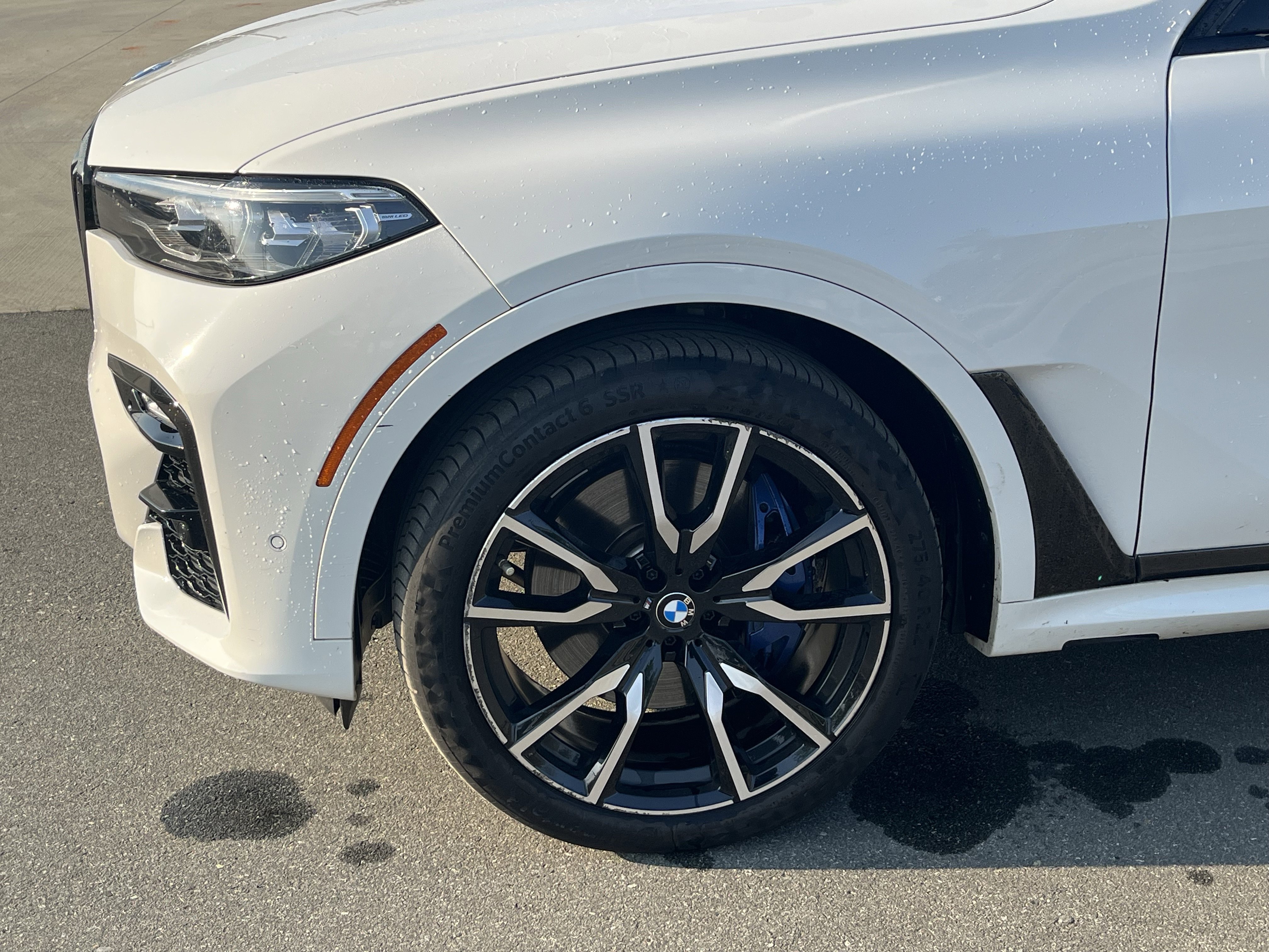 Used 2021 BMW X7 xDrive40i w/ M Sport Package image 13