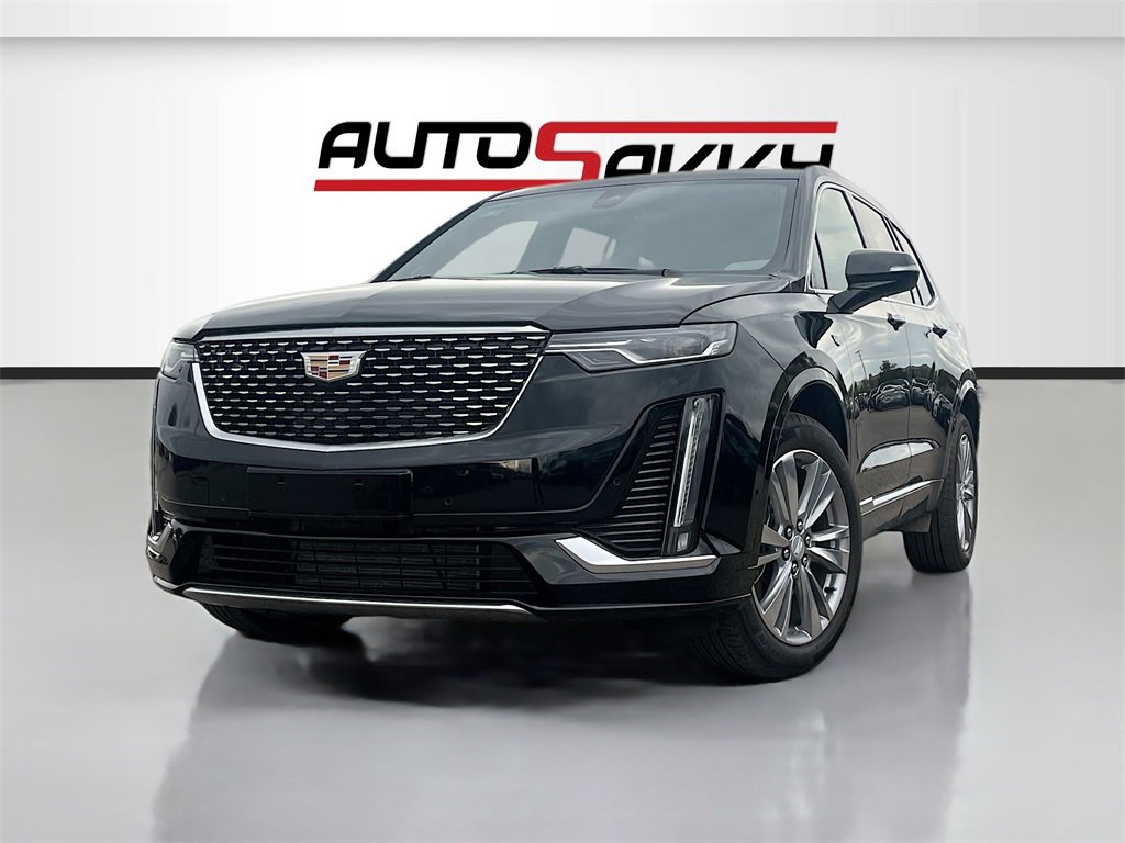 Used 2024 Cadillac XT6 Premium Luxury image 3