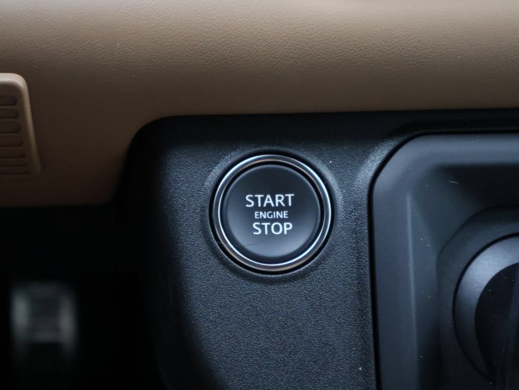 Certified 2025 Land Rover Defender 110 X AWD/4WD image 26