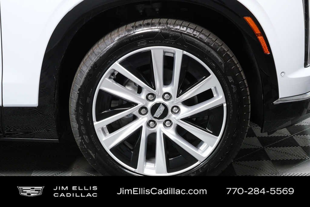 Certified 2026 Cadillac Vistiq Luxury AWD/4WD image 37