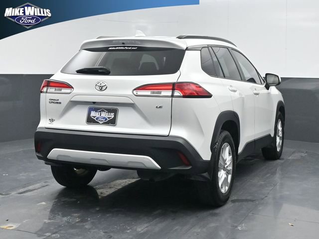 Used 2022 Toyota Corolla Cross LE image 7