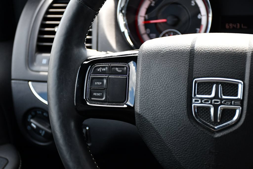 Used 2016 Dodge Grand Caravan SXT FWD image 20