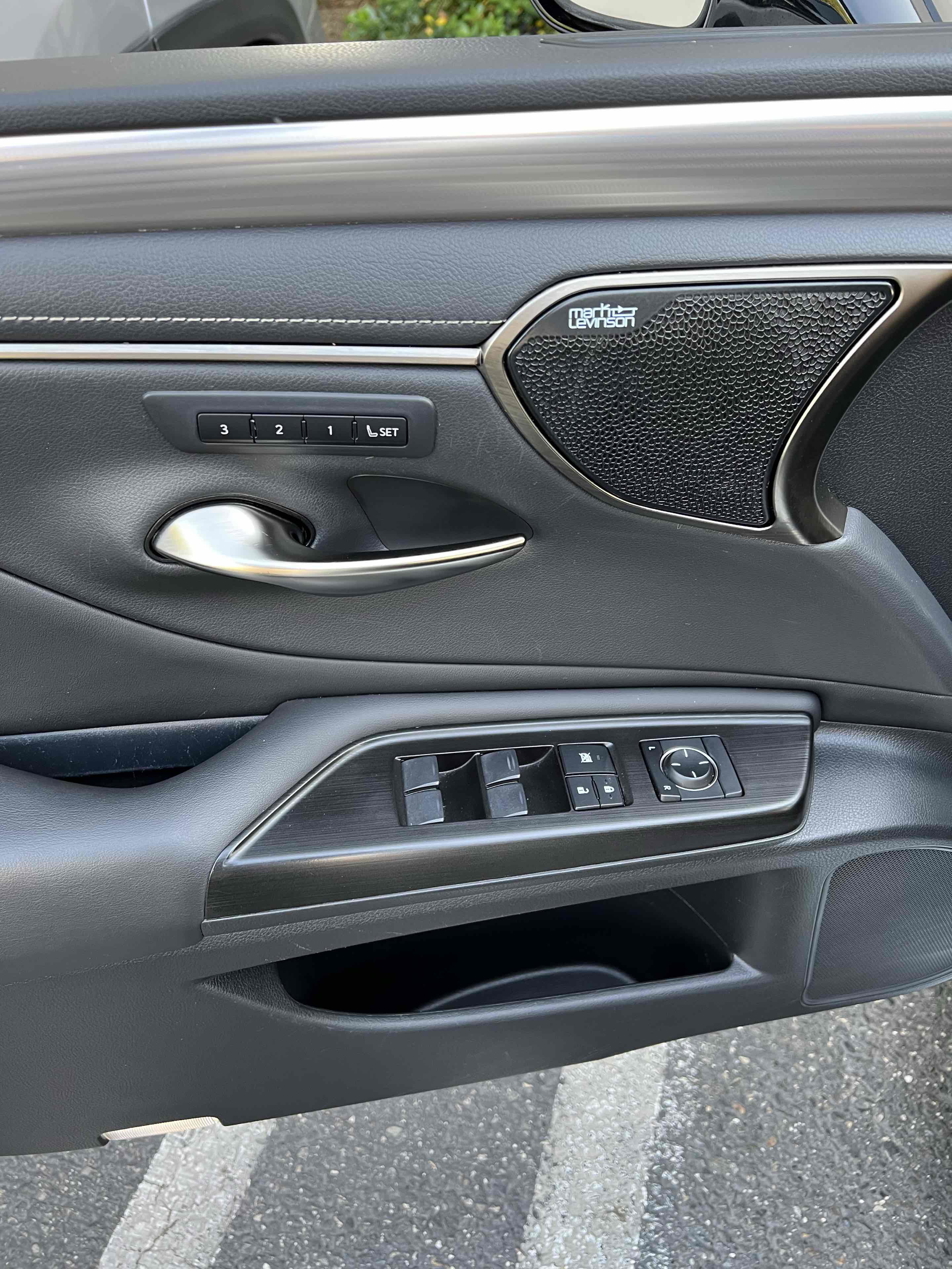 Used 2019 Lexus ES 350 F Sport w/ Accessory Package 2 FWD image 60