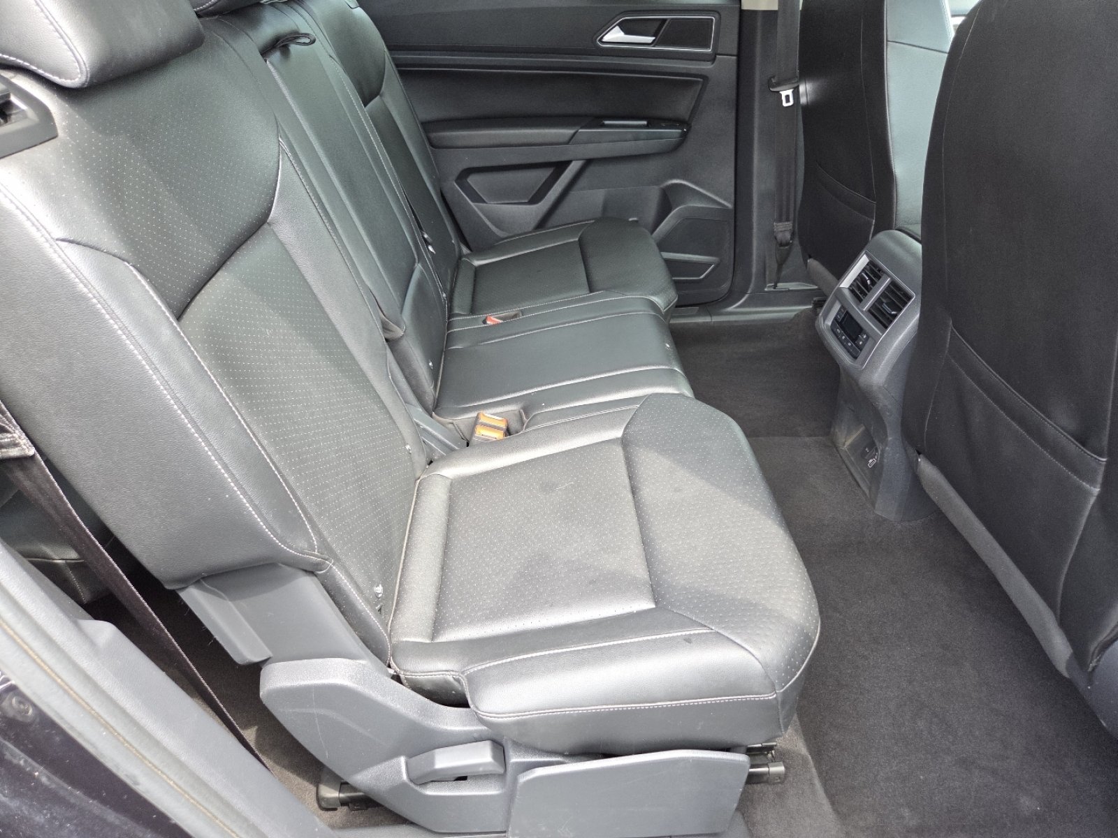Used 2019 Volkswagen Atlas SE w/ Towing Package AWD/4WD image 25