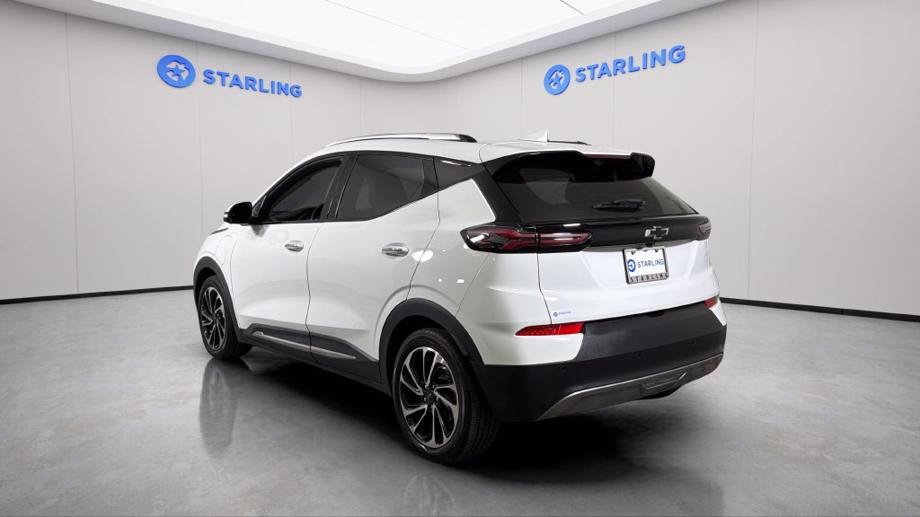 Certified 2023 Chevrolet Bolt EUV Premier FWD image 6