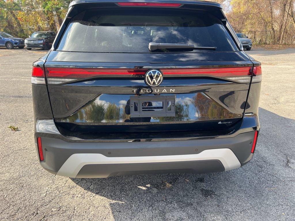 New 2026 Volkswagen Tiguan S AWD/4WD image 6