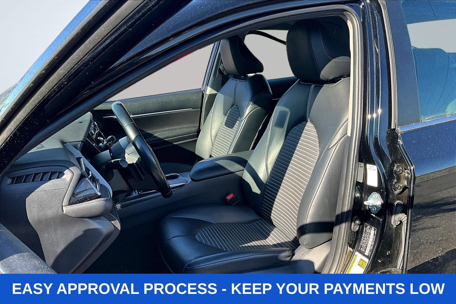 Used 2022 Toyota Camry SE FWD image 25