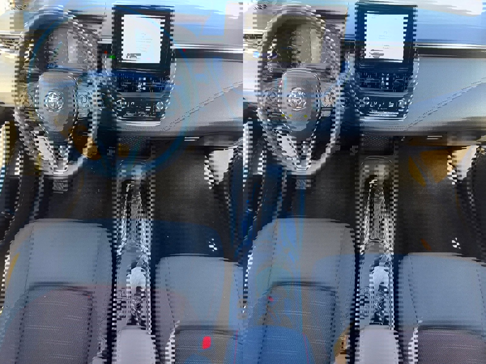 Used 2024 Toyota Corolla SE image 14