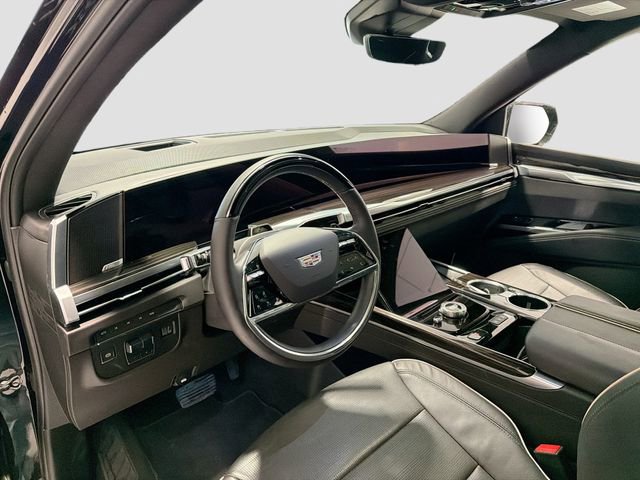 Certified 2025 Cadillac Escalade ESV Premium Luxury image 9