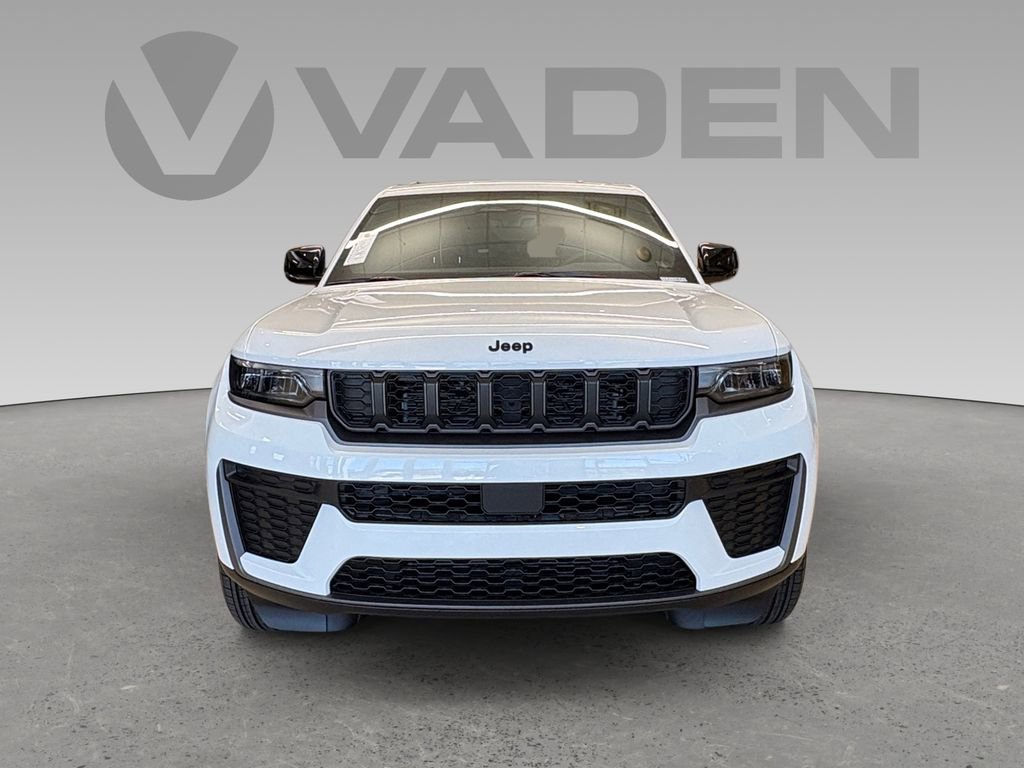 New 2026 Jeep Grand Cherokee Altitude RWD image 22