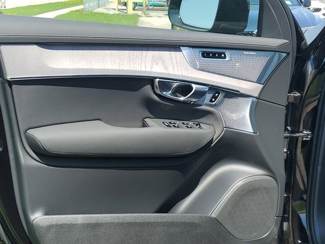 New 2026 Volvo XC90 B6 Ultra w/ Protection Package Premier AWD/4WD image 23
