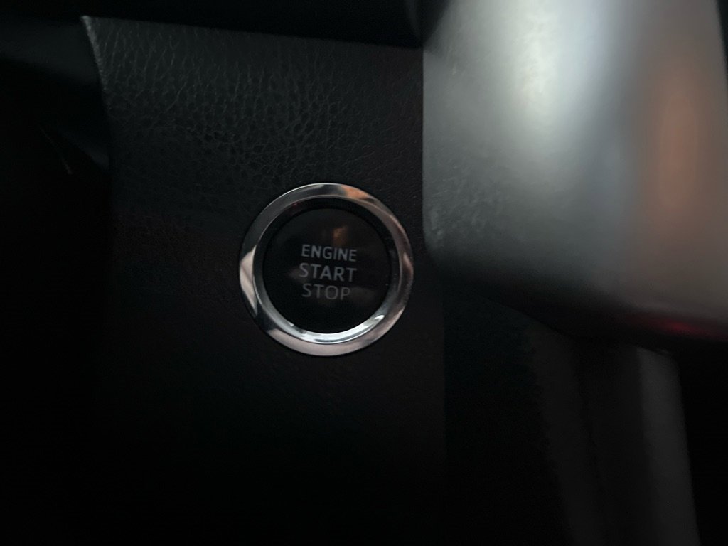 Used 2017 Toyota Highlander XLE image 24