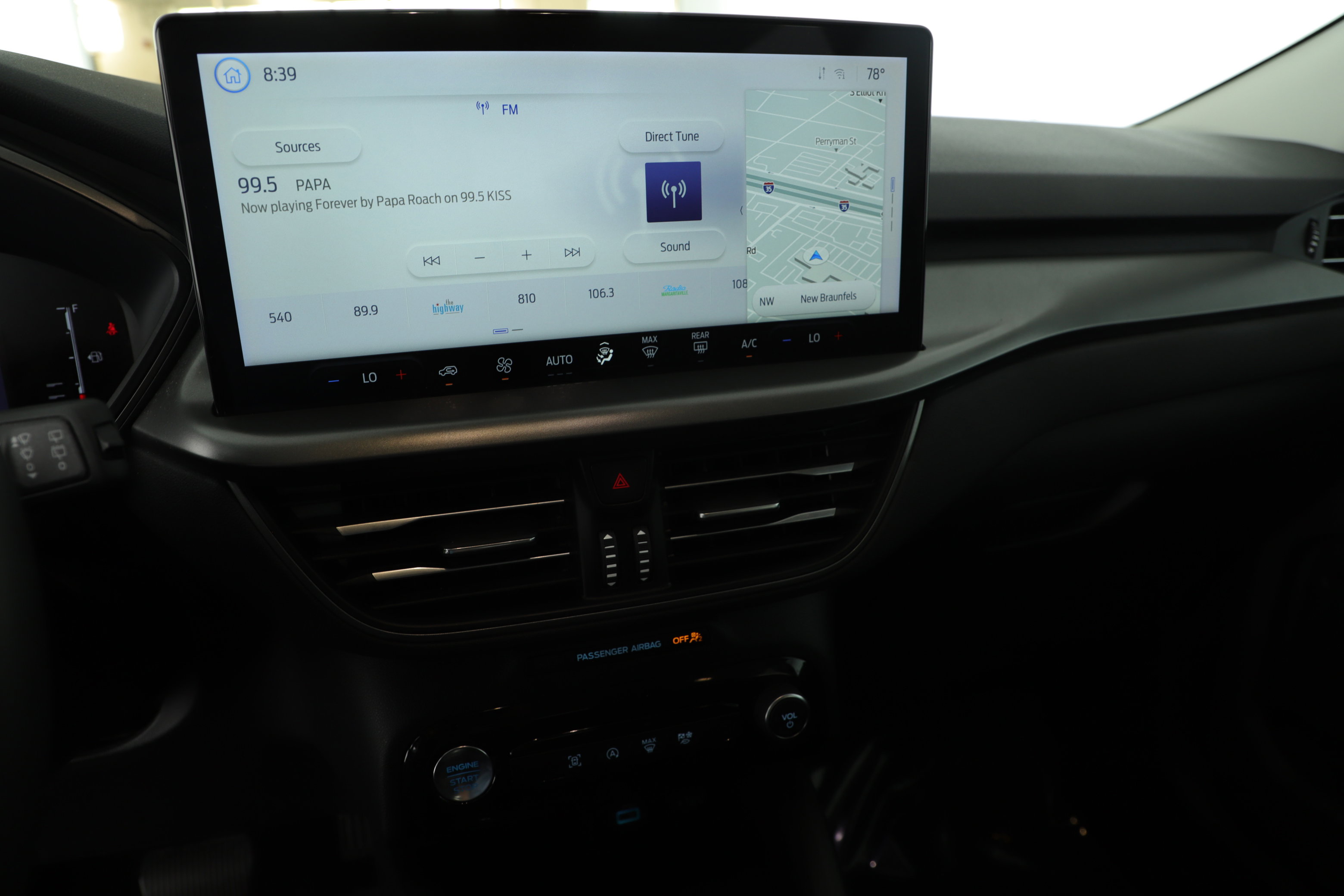 Used 2023 Ford Escape Active w/ Tech Pack #1 FWD image 11