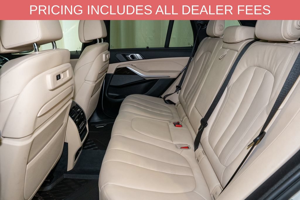 Used 2021 BMW X5 M50i w/ Executive Package AWD/4WD image 12