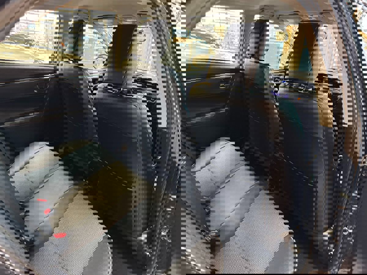 Used 2014 Toyota Corolla S image 48