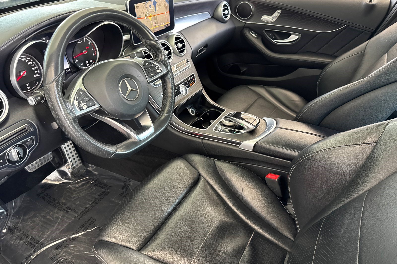 Used 2016 Mercedes-Benz C 300 Sedan image 4