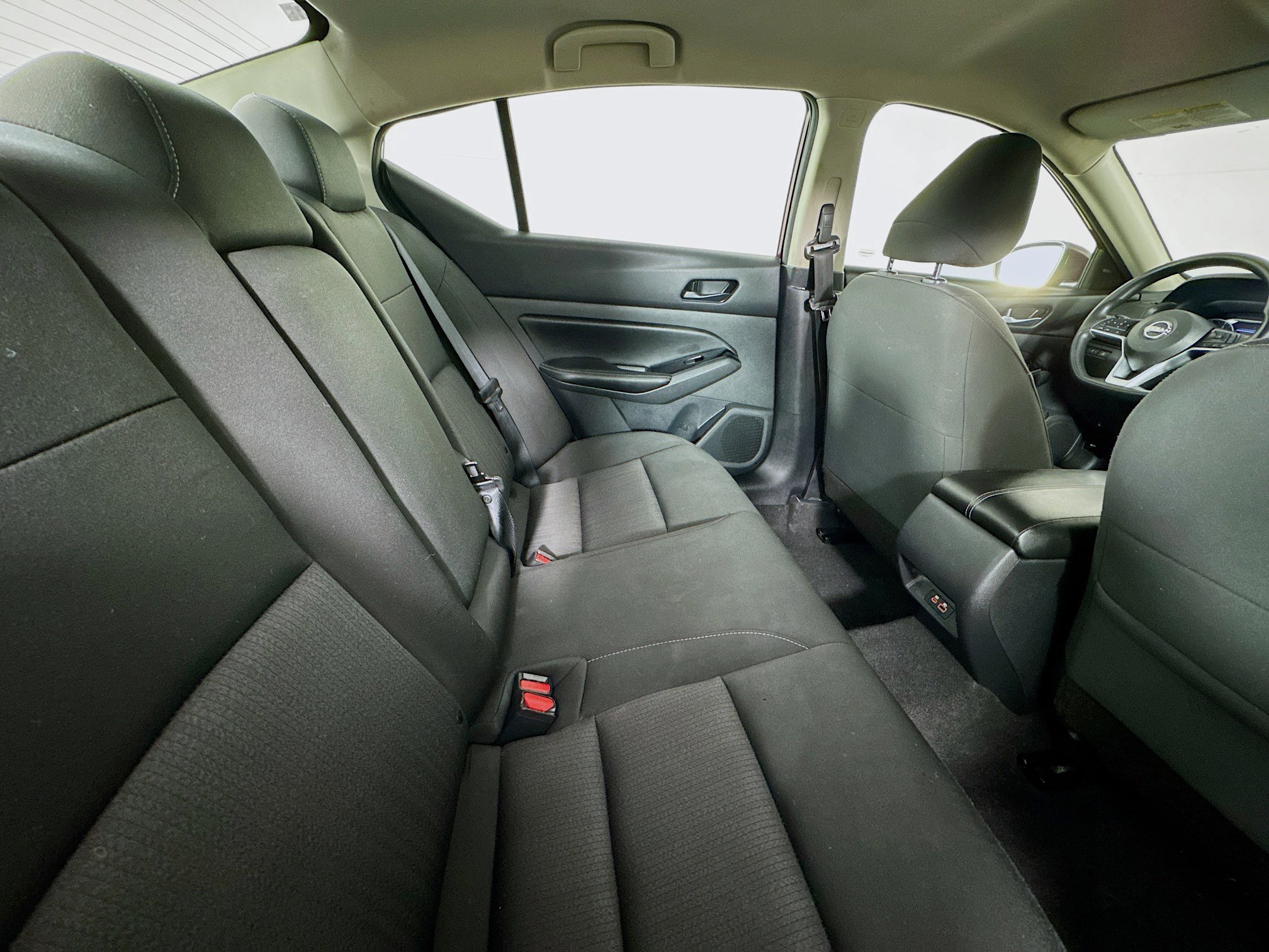 Used 2023 Nissan Altima 2.5 SV FWD image 26
