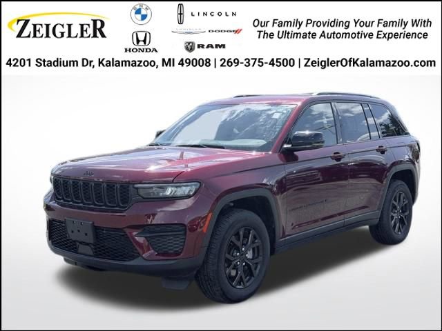 Used 2025 Jeep Grand Cherokee Altitude