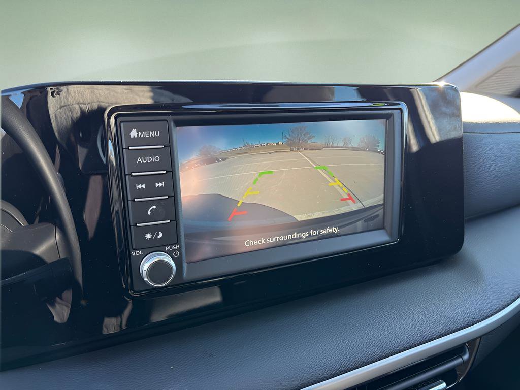 Certified 2025 Nissan Kicks S image 16