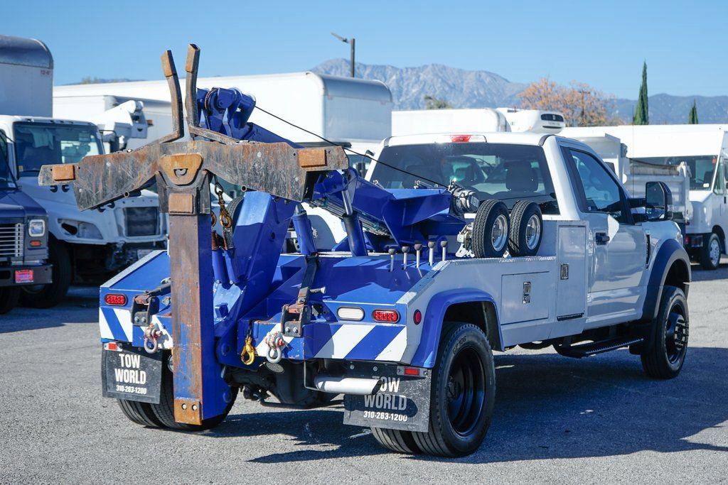 Used 2017 Ford F550 2WD Regular Cab Super Duty w/ Advanced Security Pack image 15