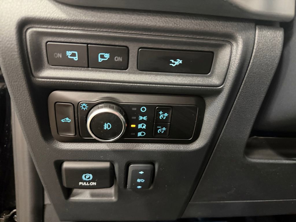 Used 2023 Ford F150 Lariat w/ Equipment Group 502A High image 29