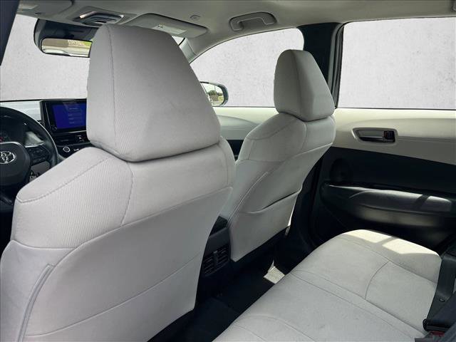 Used 2024 Toyota Corolla Cross L AWD/4WD image 17