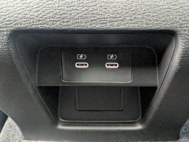 New 2026 Mitsubishi Outlander SE FWD image 19