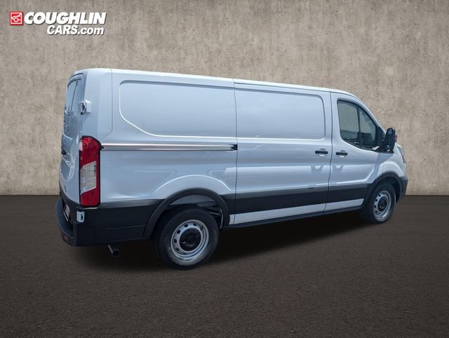New 2026 Ford Transit 150 Low Roof RWD image 9