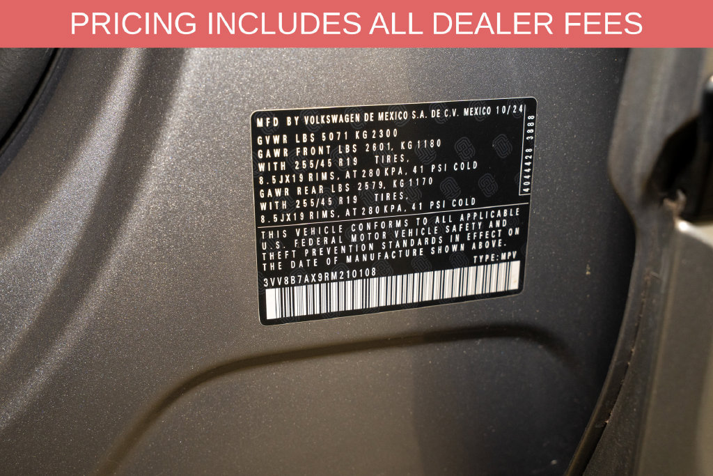 Used 2024 Volkswagen Tiguan SE R-Line AWD/4WD image 23