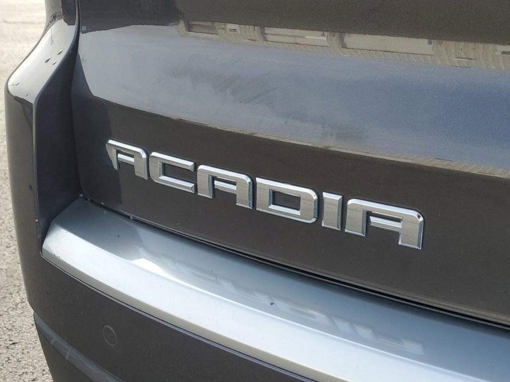 Used 2014 GMC Acadia SLE image 10