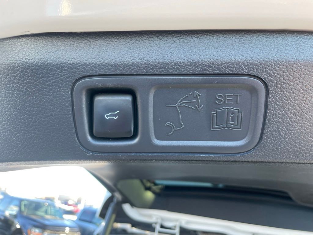 Used 2024 Ford Expedition Max Limited image 40