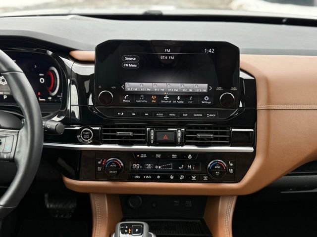 Used 2023 Nissan Pathfinder Platinum w/ Cargo Package image 25