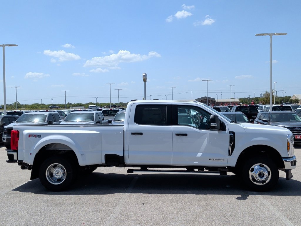 New 2026 Ford F350 XLT AWD/4WD image 9